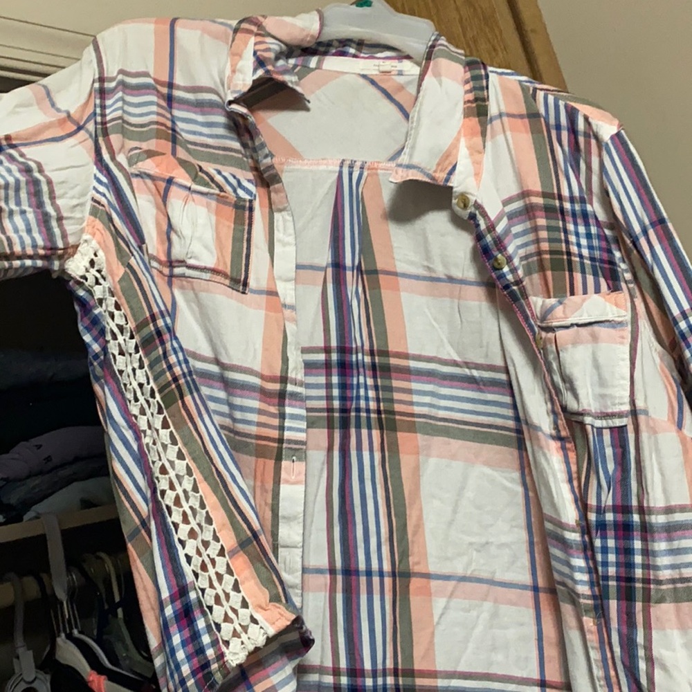 Women’s shirt
